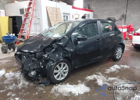 2016 Toyota Yaris Le z USA, uszkodzony, nr VIN VNKKTUD32GA070123